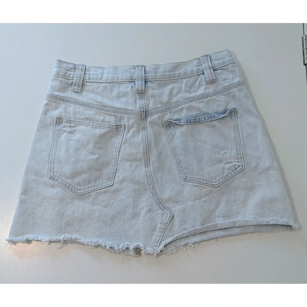 We The Free Free People Light‎ Wash Pleated Denim Mini Skirt Raw Hem Size 28